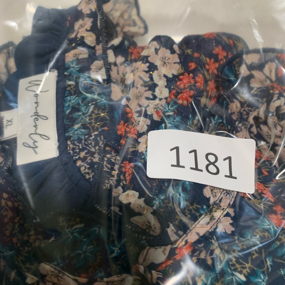 Wonderly Navy Floral Blouse with Orange and Cream Accents Ruffle Sleeves! - Picture 14 of 14